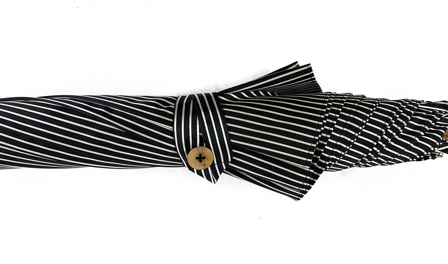 Black&White umbrella with Malacca Wood hand-curved