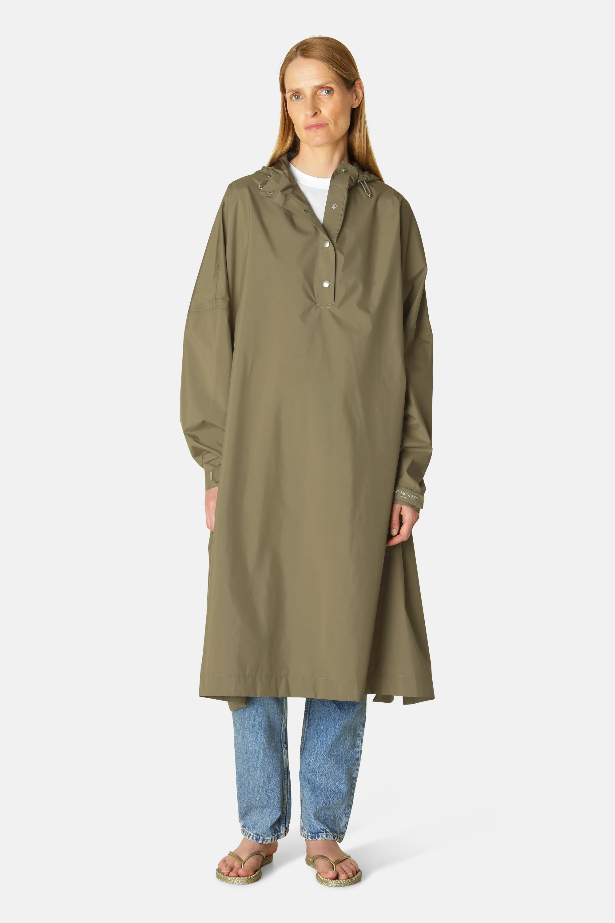 Poncho w. Sleeves - Covert Green